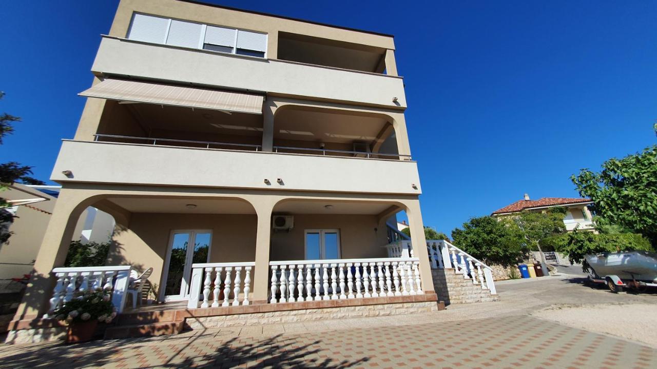 Apartment Nevenka คิร์ก ภายนอก รูปภาพ
