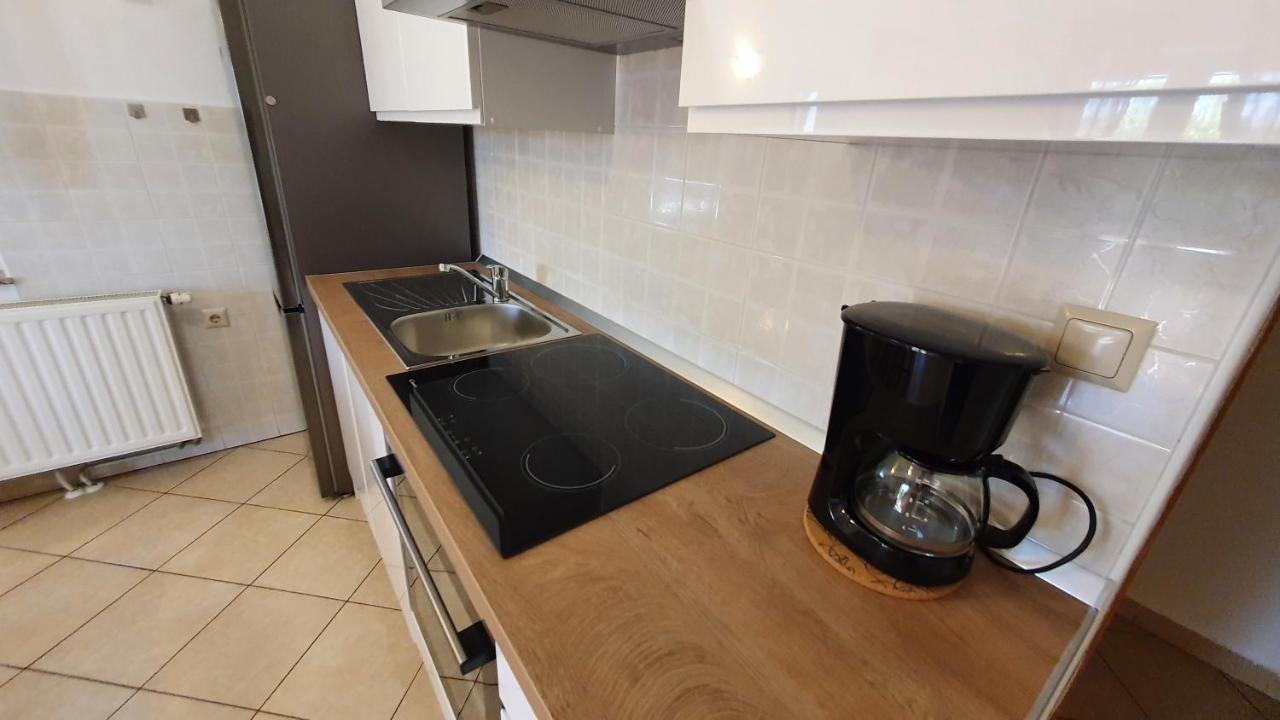 Apartment Nevenka คิร์ก ภายนอก รูปภาพ