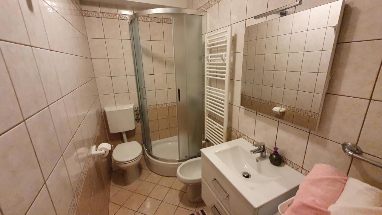 Apartment Nevenka คิร์ก ภายนอก รูปภาพ